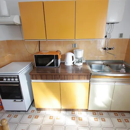 Lusicic Apartment *